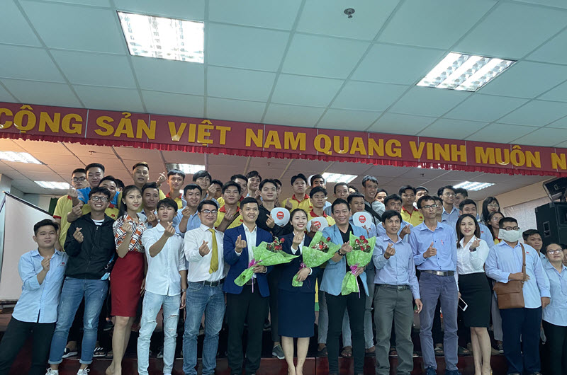 Chuyên đề 'Kĩ năng sống và làm việc hiệu quả' tại Trường Cao Đẳng Miền Nam
