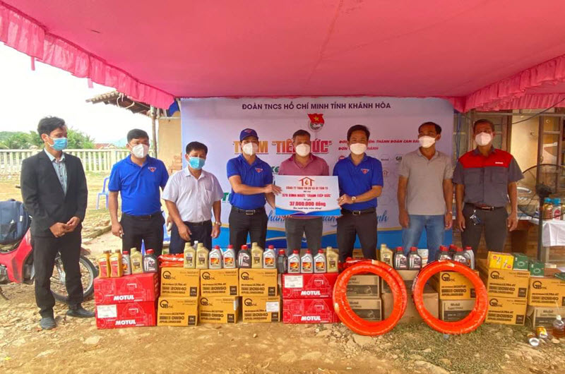 [Khánh Hòa_07.10.2021] trạm tiếp sức sửa xe miễn phí, hỗ trợ người lao động hồi hương