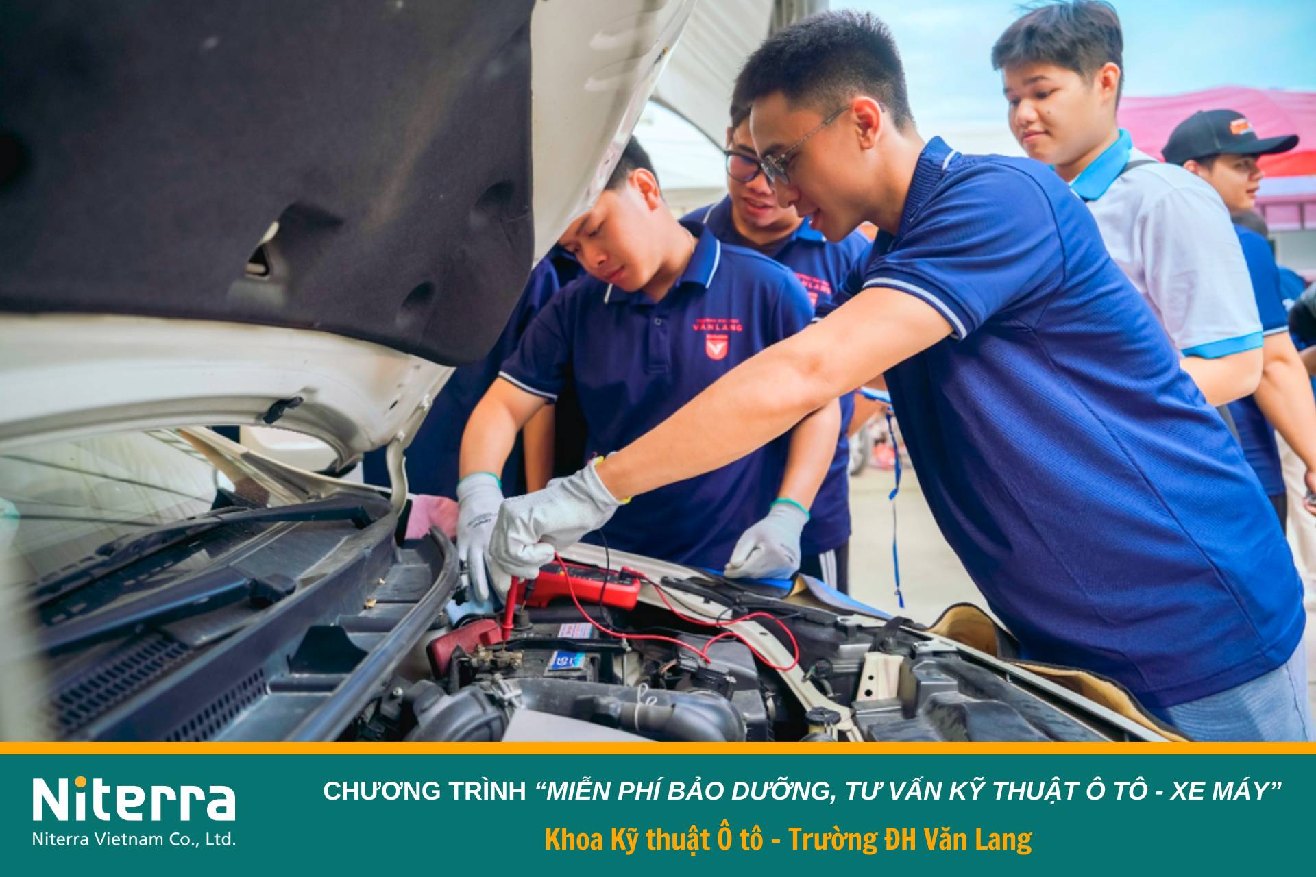 Van Lang Students Actively Participate in the “Free Vehicle Maintenance and Automotive & Motorcycle Technical Consultation Program”