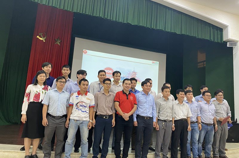 Hội thảo kỹ thuật bugi NGK Việt Nam tại Trường Cao Đẳng Kỹ Thuật Cao Thắng