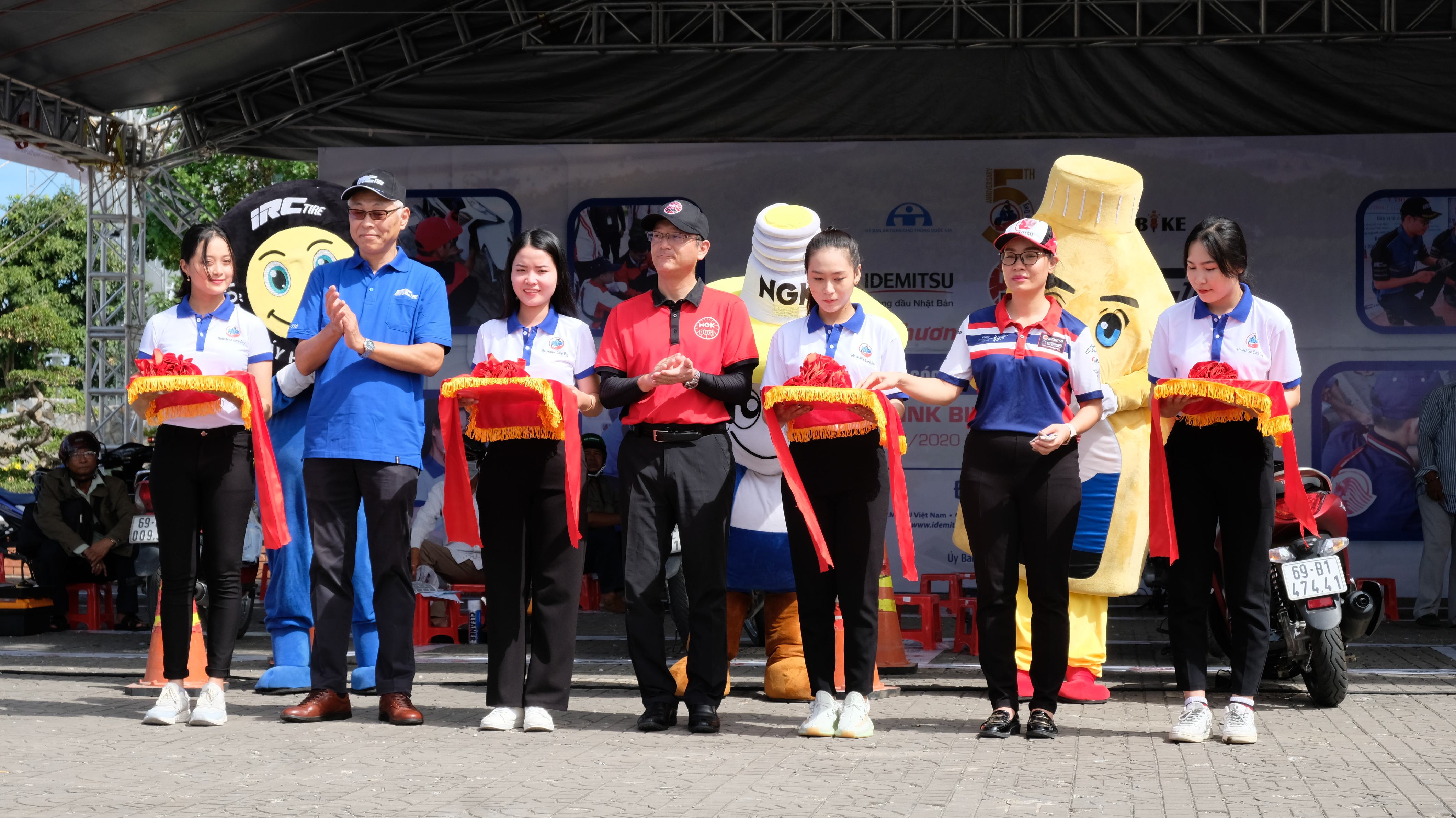 MOTORBIKE CARE DAY IN JULY 2020 - FREE CARE DAY FOR MORE THAN 700 MOTORBIKES FOR CA MAU PEOPLE