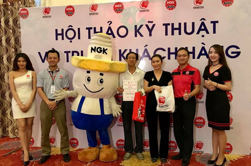 [Bình Dương 06.2017] Tại sao phải thay bugi định kỳ mỗi 8.000km?