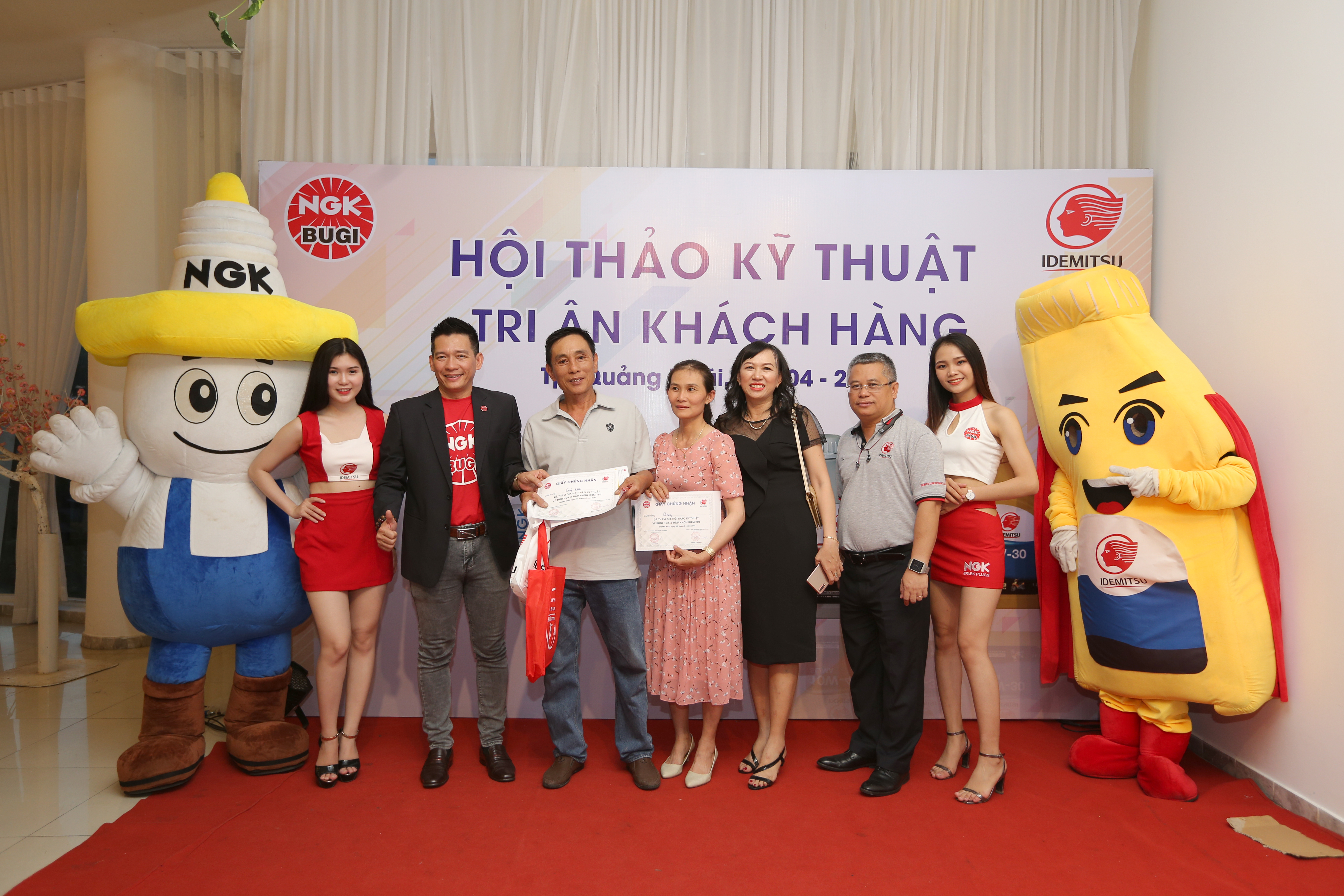 Có gì thú vị trong buổi hội thảo của bugi NGK và dầu nhờn IDEMITSU tại Quảng Ngãi?