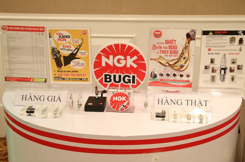 [Tp. Hồ Chí Minh - 12.2017] Hội thảo kỹ thuật khách hàng NGK & IDEMITSU